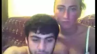 شريط سكس صباحي: مراهقة جزائرية تمتلئ بالسائل المنوي