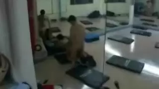 ام مع ولدها يقذف داخلها