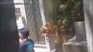 ضاجعة مكتبية: رئيس يهيمن على موظفته بقضيبه السميك