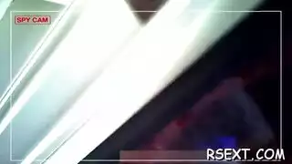 فالنتينا تُخدع لتلقي وضعية الفارسة العكسية القاسية