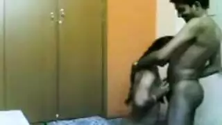 أشرطة الإباحية الأكثر سخونة لملكة الإباحية سكيني سكسي