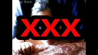 حفلة عيد ميلاد جنسية: مشاركة صديقتها بشهوة