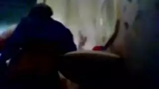 خيال ثلاثي إجباري: لقاء في الحمام