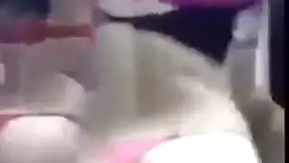 بورنو سحاقي ساخن: عرض ويب كام مع فتاتين وقحتين