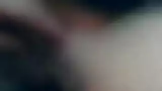 فتاة محجبة تسجل كسها المبلل في المدرسة