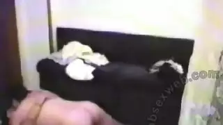 أخت مراهقة عربية تتعرض لجماع قوي