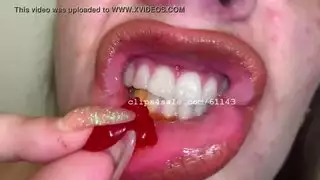 فتاة مثيرة تحب فرجها الخاص