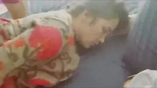 فانتازيا الفحل الشاب: مضاجعة الجارة الناضجة بعنف