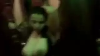 صديقة مصرية تمص زب وتنك من الخلف