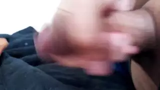 جلسة استمناء غير معدلة: أشد الشباب الهواة إثارة يجنون