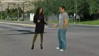 الآسيوية الساخنة نيكي تتعرض لتدمير مؤخرتها الضيقة