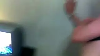 كلبة ناضجة تنكح بعمق بواسطة فحل شاب