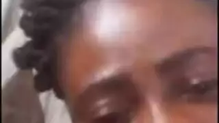 الرجل الخجول يستمتع باختراق شرجي عميق من فتى أسود علوي مجهز