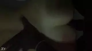 قضيب أسود كبير يضاجع فرج الشقراء الضيق