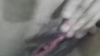 كس أم عربية مبلل بالنشوة على كاميرا مباشرة في النقاب