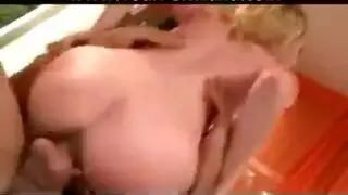 تدليك شقراء مغر قبل مص