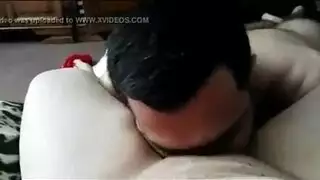ابن عمي يلحس كسي