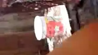 مص سيارة في الخارج يجبر على نكاح حلق قاسي
