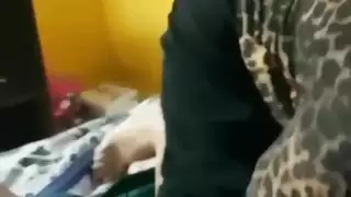 نيك بنوتي صغيره