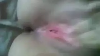 امرأة سمراء مثير تحصل مارس الجنس كما لم يحدث من قبل، وتئن لأنها على وشك نائب الرئيس