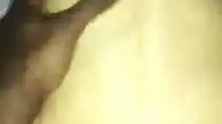 الفحل الأسود يضاجع الأوروبية الممتلئة في مشهد إكس إكس إكس مكثف