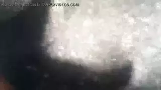 ينام بجانب امه في فندق عائلية