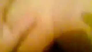 إباحي شقراء مشعرة: مونيكا تأخذ قضيبًا عملاقًا بعمق