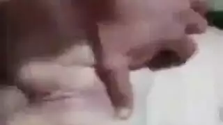 ابن ينج أمه بقوة من كس وهيا تحب ذلك اااه ااه براح ياحمد