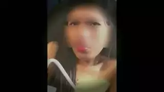 عاهرة آسيوية موشومة تبتلع سائل صديقها بعد مص رطب