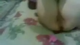 ارفعي رجلك علشان ادخل