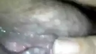 منطقة محرمة: شريط سكس للرجل والوحش