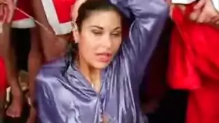 جماع جماعي وقذف على الوجه في عيد الميلاد مع فريق بابا نويل