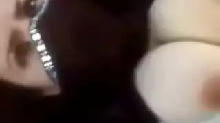 نيك مزدوج لامرأة عربية ممتلئة منتقبة