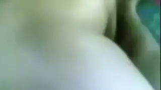عاهرة مصرية تتوق لسكس قاسي على الكاميرا