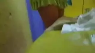 عاهرة مكسيكية تمارس الجنس مقابل المال في سكس منزلي صريح